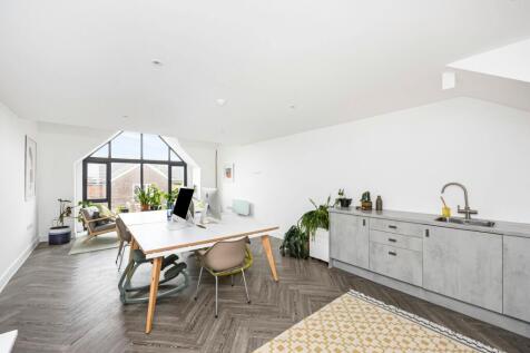 Bolney Grange Business Park, Stairbridge Court, Unit 9-008.JPG