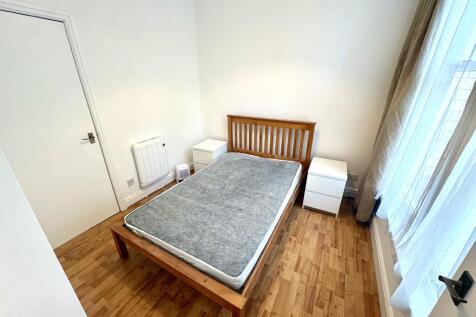 Aigburth Drive, Liverpool, Merseyside, L17 photo 5