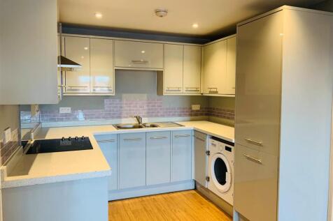 kitchen 1.jpg