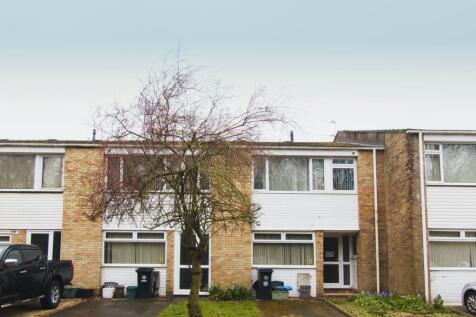 Charming terraced house with large windows...