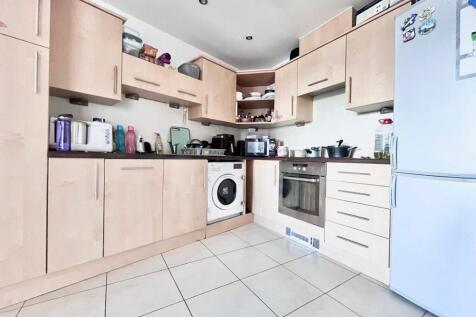 Reception/Kitchen