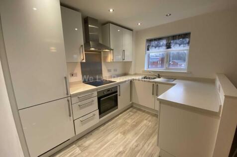 New Broughton Village, Great Clowes Street photo 3