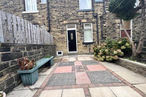 Mansion Terrace, Bradford photo 2