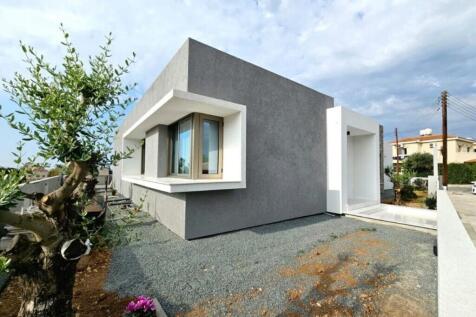 4 Bedroom Bungalow f