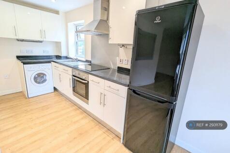 Dellsome Lane, Welham Green, AL9 photo 4