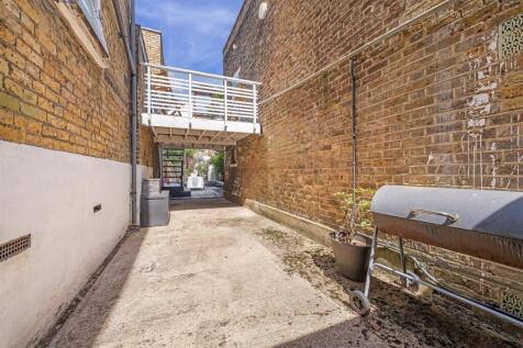 St Julians Farm Road-11.JPG