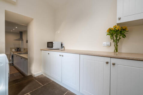 Woodhead Road, Tintwistle photo 4