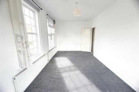 Sedlescombe Road North, St. Leonards-On-Sea photo 4