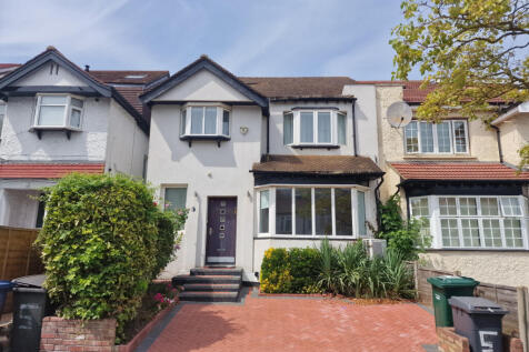 5 bed semi-detached house for sale West Avenue, C