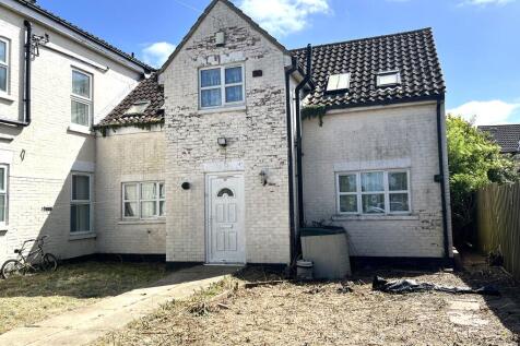 March, PE15 - property photo
