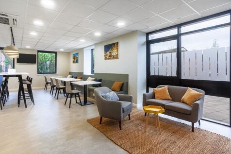 Serviced Office to rent Image 6