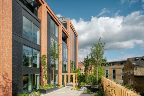 Luca Piffaretti_RED Explore_Web_0021.jpg