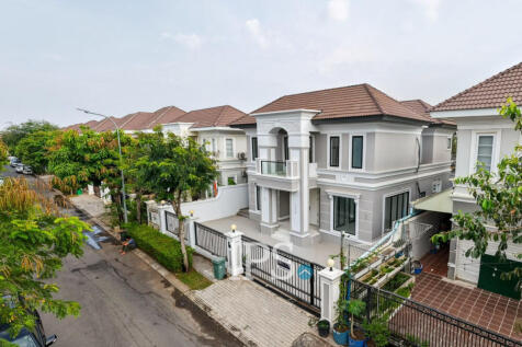 3 Bedroom Villa For Sale - Chip Mong Grand Phnom Penh, Kmounh, Sen Sok, Phnom Penh