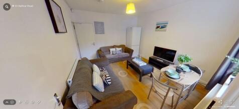 4-bed house on Balfour Road, Nottingham, Nottinghamshire, NG7, £2,687/mo