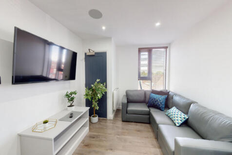 3-bed house on Liberty Street, Liverpool, £1,885/mo