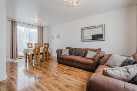 Lounge / Dining room