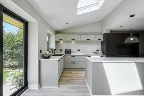 Dining/Living Kitchen