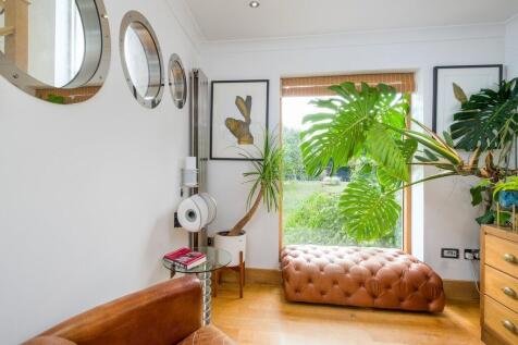 1440px_1 The Ceda...