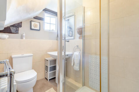 8659652-interior1...