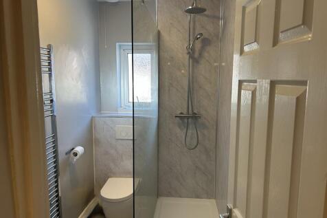 MiltonBathroom1