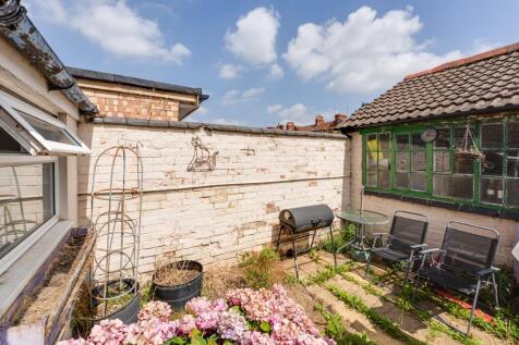 81 Barnwell Street, Kettering-2.jpg