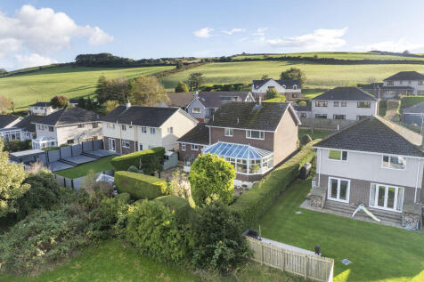 16 Ashlar Drive