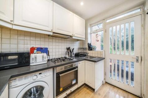Cedar Grove, Ealing photo 3