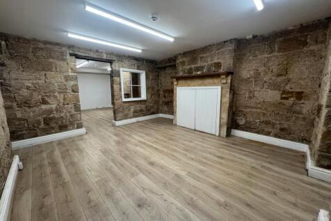 Retail Property (high street) to rent Image 12