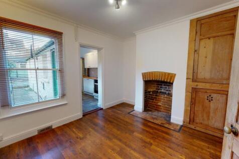Park Road Faversham Kent photo 4