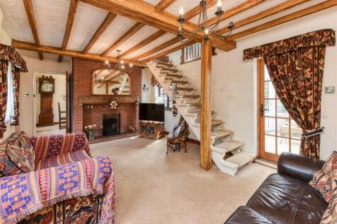 Whiston Cottage-lounge2.jpg