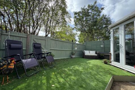 13 Juniper Garden 1.jpg