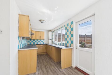 Purbrook Way, Leigh Park PO9 photo 4