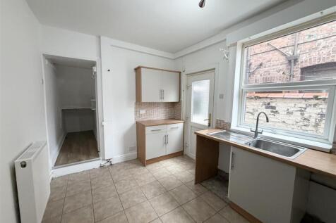 Asquith Avenue, Birkenhead photo 5