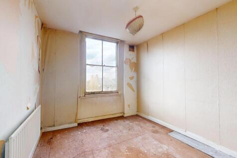 Flat D, 11 Aubert Park, Highbury, London, N5 1TL