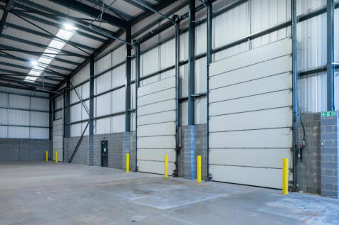 Commercial Property to rent Image 6