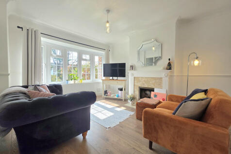 The Pantiles, Bickley, Bromley, BR1 photo 3