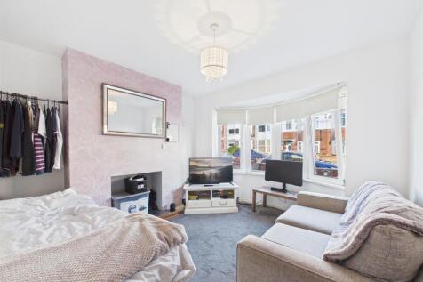Lounge: