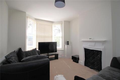 Nursery Road, Chelmsford, Essex, CM2 photo 4
