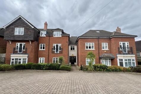 Station Road Knowle 1.jpg