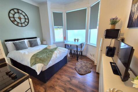 Bedroom/Lounge