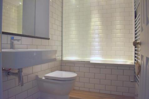 Main bathroom