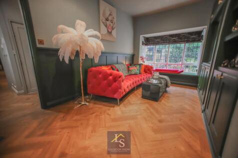 Hall Road, Bramhall, SK7 photo 4