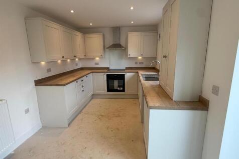 Plot 299 kitchen.jpeg
