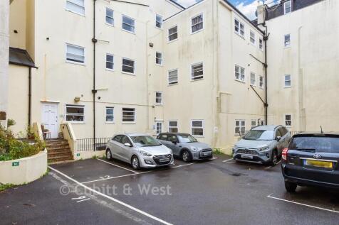 Driveway/Parking