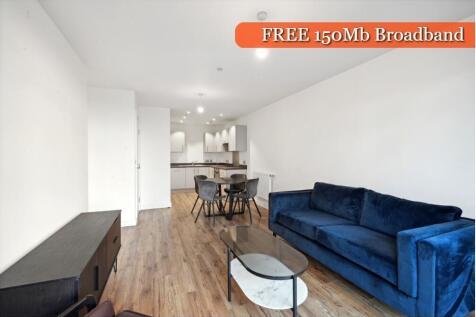1-bed flat on Stylus Place, Hayes, Hillingdon, £1,600/mo