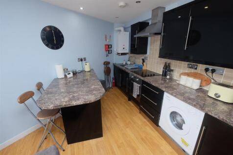 Kitchen 1.jpg