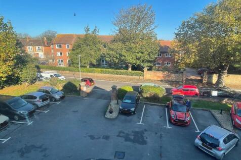 Communal Parking.jpg