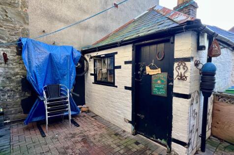 Beaconsfield, Bridge Street, Kirkcudbright - Willi