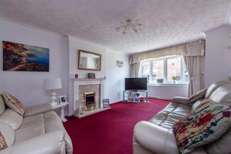37 camelot av-low-26