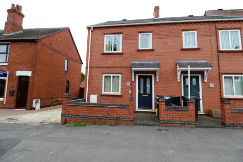 2 bed terraced house to rent Burton Road, Measham